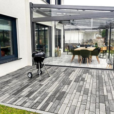 Bohnapartments Luxury Villa Berlin - 210Qm - Wintergarten - Kamin - 4 Kostenlose Parkplaetze - 6 Schlafzimmer - Neubau - Luxusausstattung ビルケンヴェルダー エクステリア 写真