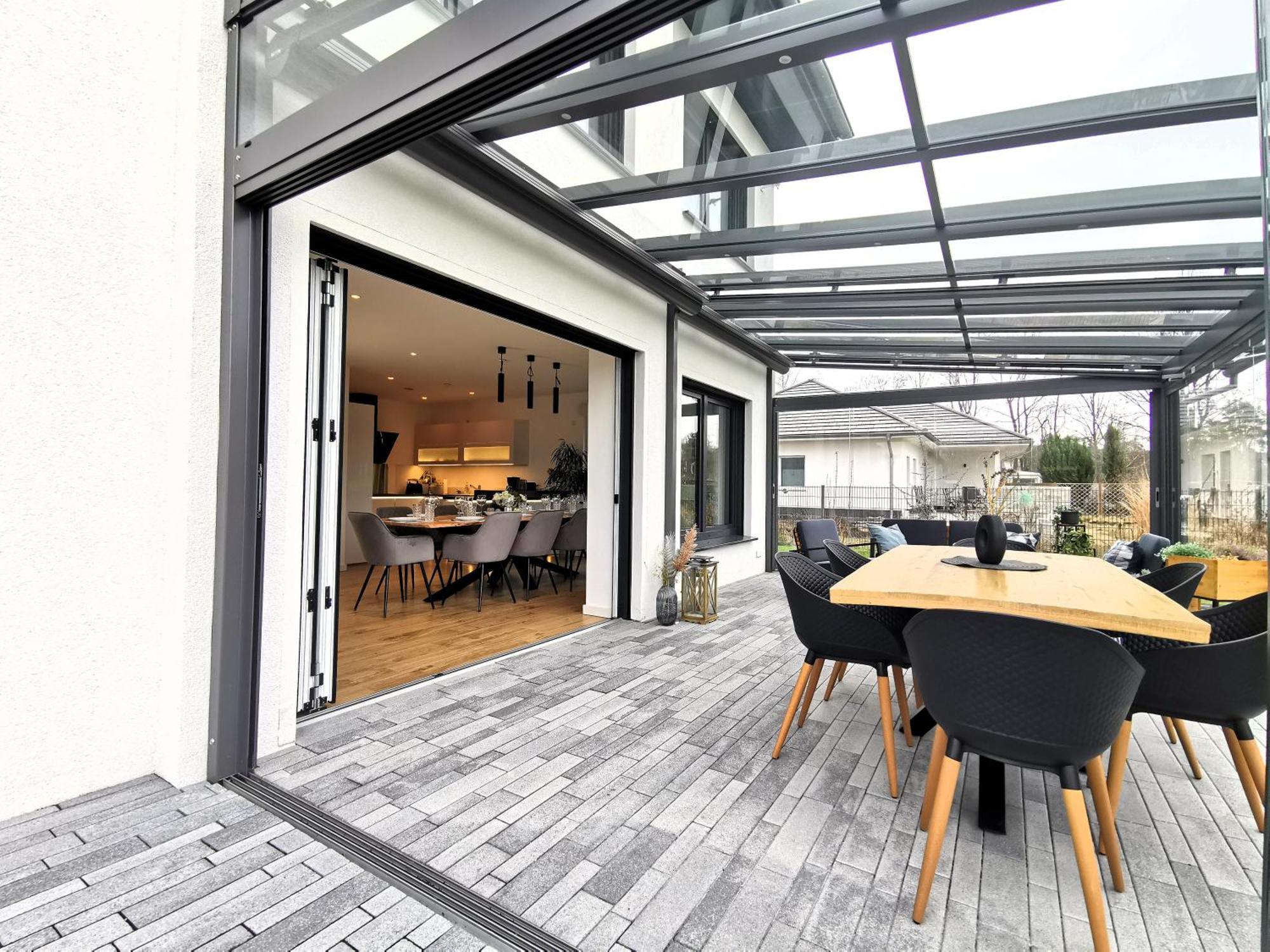 Bohnapartments Luxury Villa Berlin - 210Qm - Wintergarten - Kamin - 4 Kostenlose Parkplaetze - 6 Schlafzimmer - Neubau - Luxusausstattung ビルケンヴェルダー エクステリア 写真