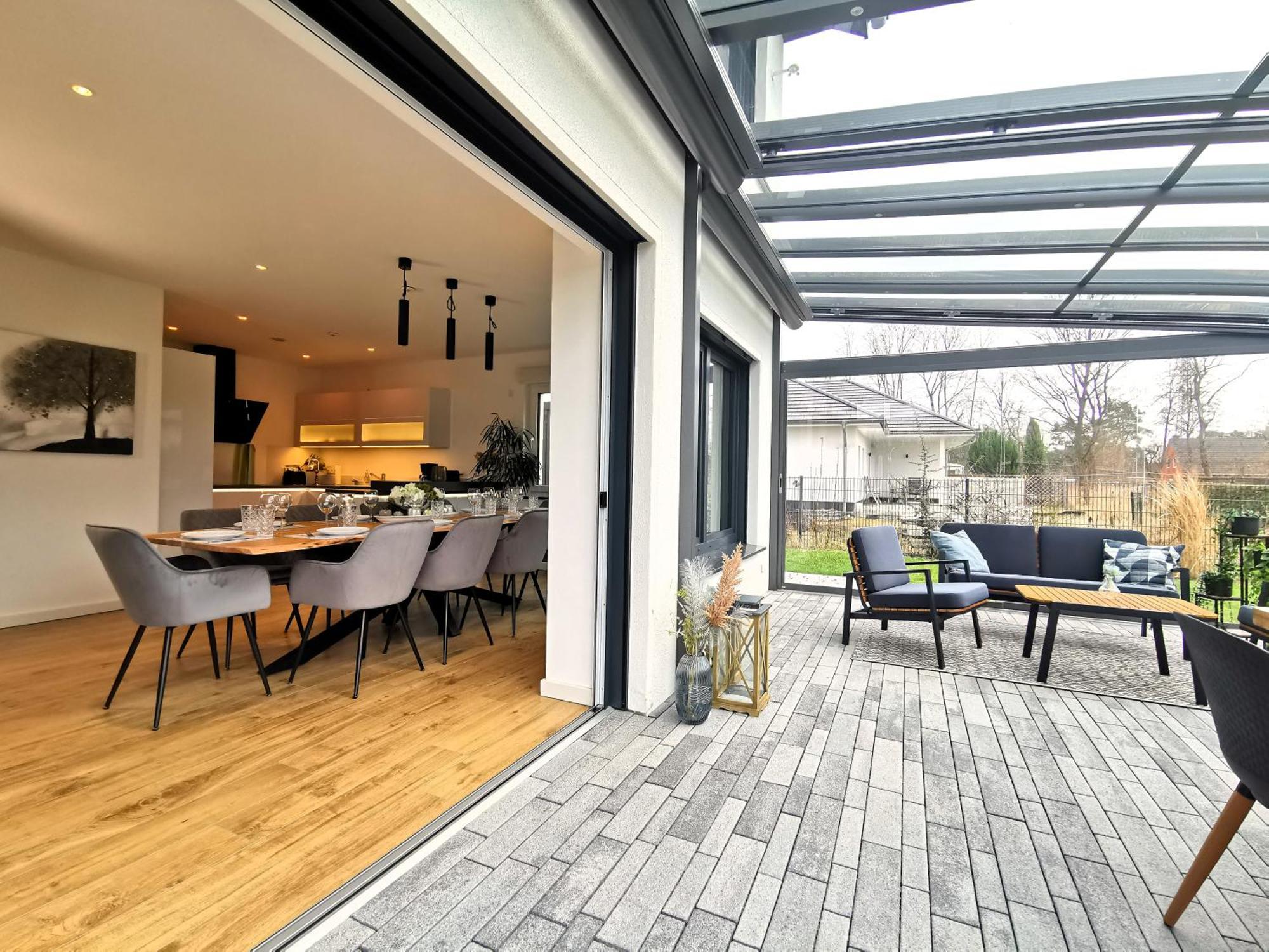 Bohnapartments Luxury Villa Berlin - 210Qm - Wintergarten - Kamin - 4 Kostenlose Parkplaetze - 6 Schlafzimmer - Neubau - Luxusausstattung ビルケンヴェルダー エクステリア 写真